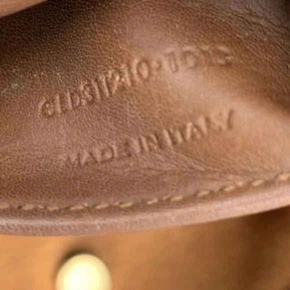 Yves Saint Laurent Brown Leather Y-Cabas bag with Gold Hardware - Picture 7 of 10